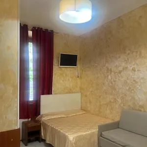  Guest house Termini Golden House