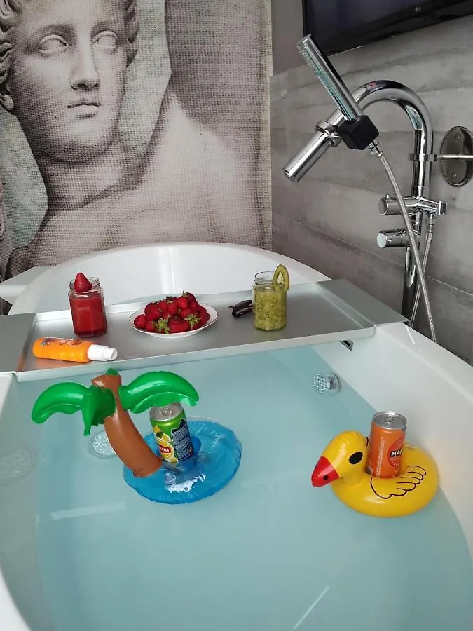 روما Il Sogno Di Afrodite Luxury B And B 0*,  إيطاليا